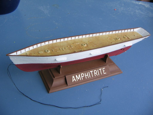 Amphitrite - Bau: Deckinstallation