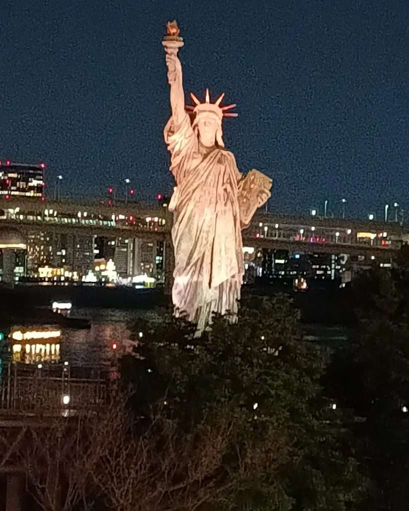 The Statue of Liberty in Odaiba