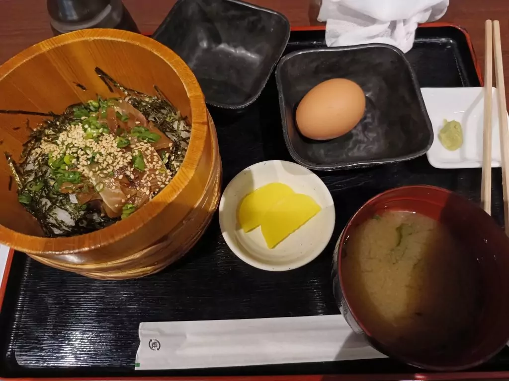 Salmon cooked in hot steam