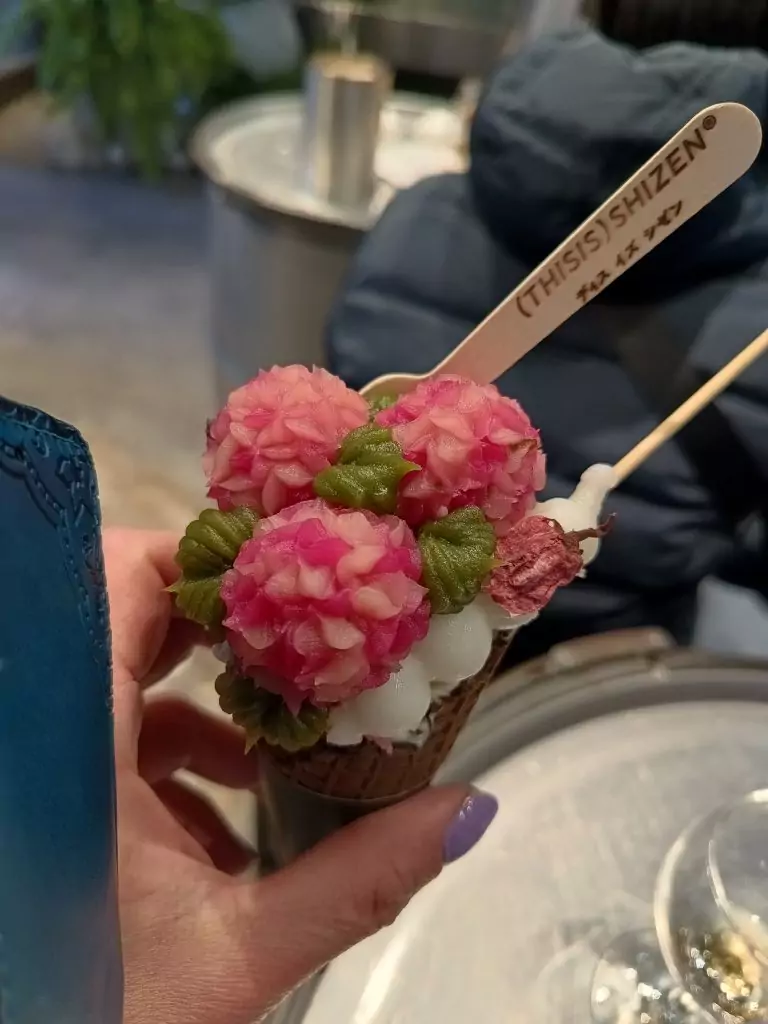Ice cream in (thisis)shizen